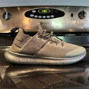 Nike Free RN Commuter, Size 8
